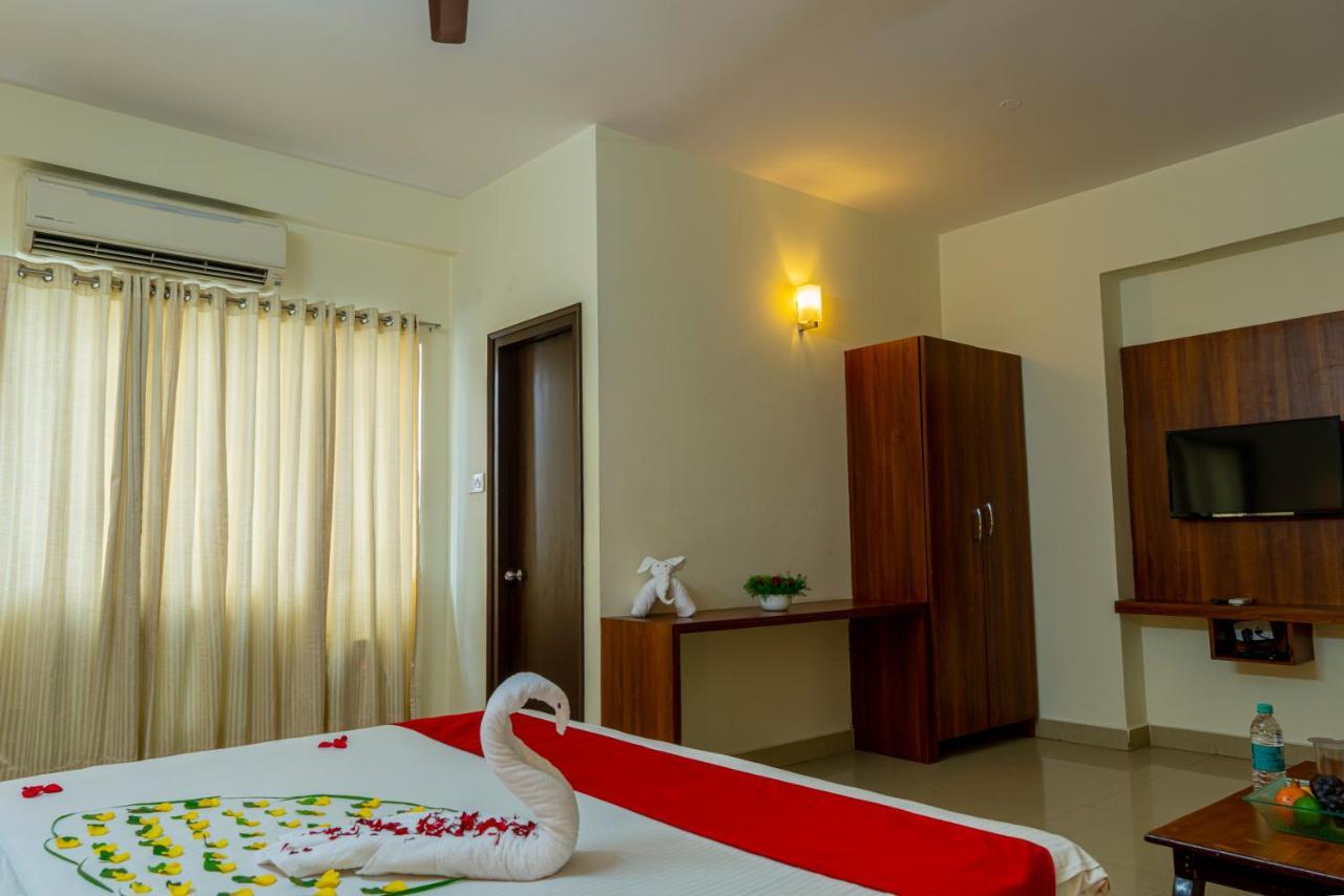 Fabhotel Prime Krrish Inn Гайдарабад Екстер'єр фото