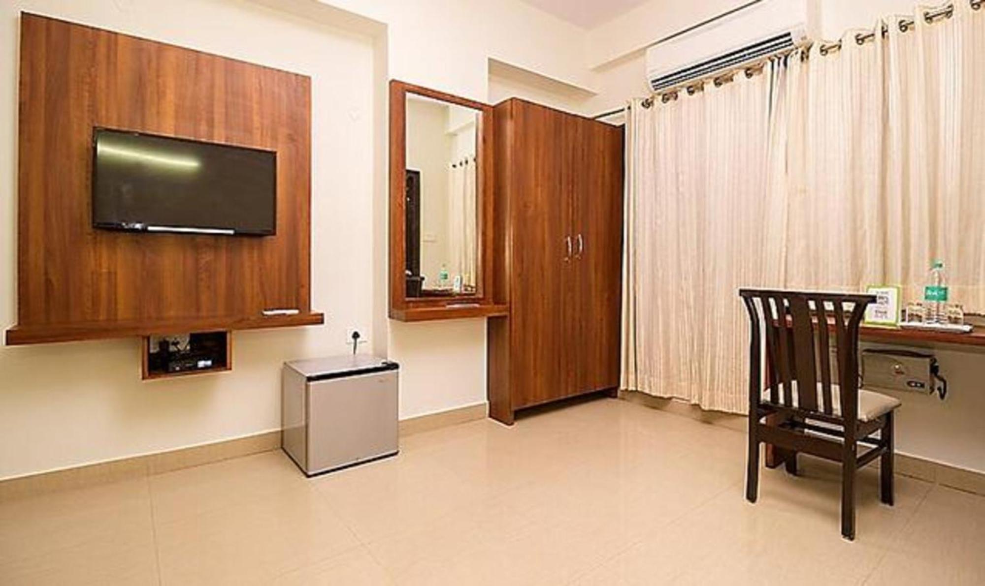 Fabhotel Prime Krrish Inn Гайдарабад Екстер'єр фото